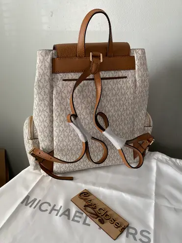 Michael Kors Abbey Cargo Backpack