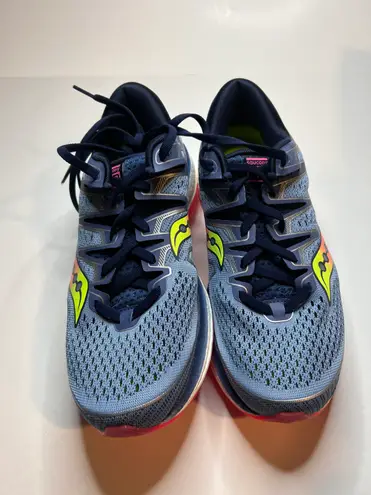 Saucony Triumph Iso Sneakers Size 9.5