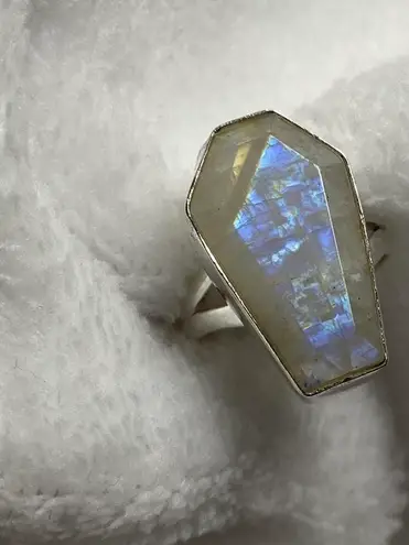 925 Silver Natural Rainbow Moonstone Gemstone Ring Size 5.75