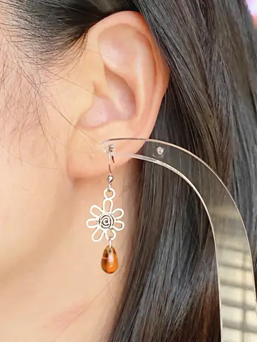 Handmade retro vintage fairy boho funky hippie style quality spiral flower dangle earrings🌀🤎🌱