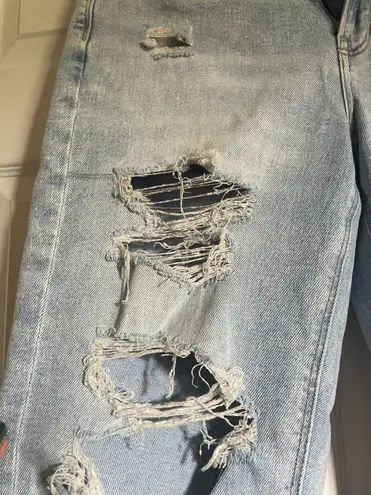 American Eagle Distressed Mom Jeans