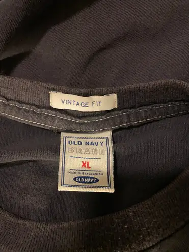 Old Navy Y2K Vintage Tee