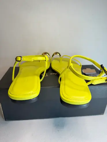 Massimo Dutti METAL PIECE TOE STRAP SANDALS Lemon casual classic comfy summer