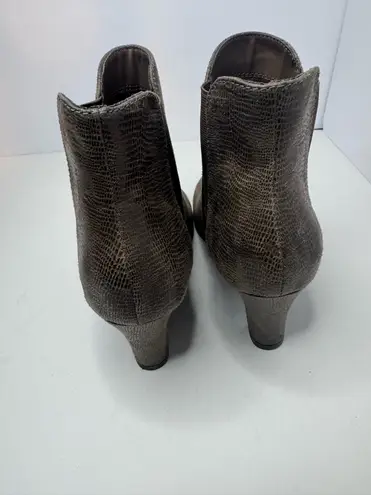 Aerosoles A2 by Brown Ankle Booties Size 8