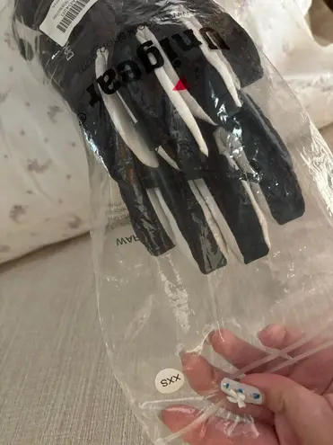 Dakine (1) Pair Waterproof Ski Gloves By , Black