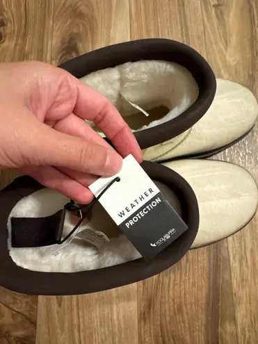 Koolaburra by Ugg New Cream and Brown Winter Boots