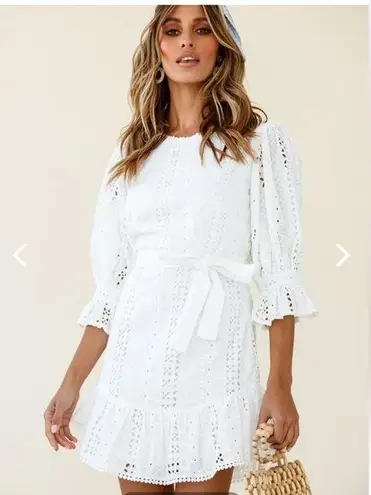 INDIKAH Sweet Sunshine Cut-Out Back Embroidery Dress White