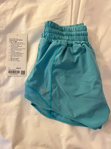 Lululemon High-Rise Hotty Hot Short 2.5” Electric Turquoise