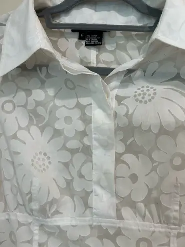 White semi sheer floral long sleeve top Size 6