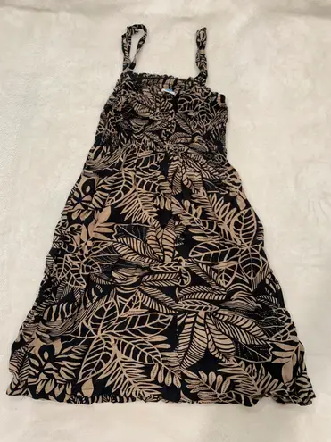 Neutral Hawaiian Dress