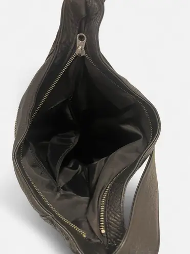 The Sak Black Pebbled Leather Shoulder Bag Classic Hobo