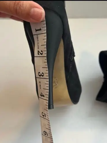 Hellen West Womens Black Heeled Suede Booties Stiletto Size 6.5