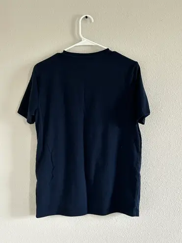 Old Navy T-shirt