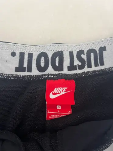 Nike Joggers