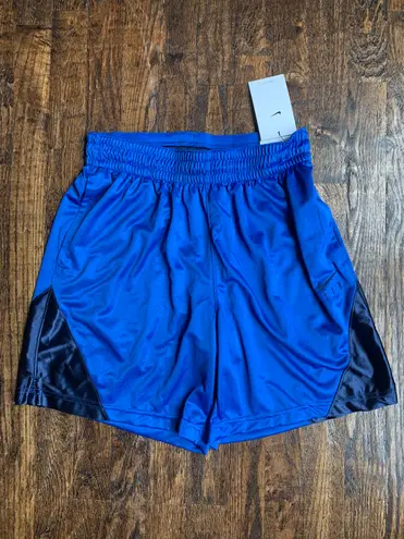 Nike NWT  Fly Women’s Basketball Shorts Blue Small