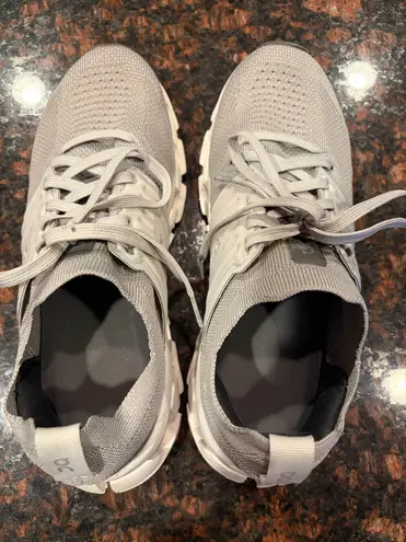 on cloud Cloudswift 3 Size 8