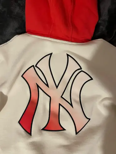 New Era Cap MLB Red Yankees Hoodie