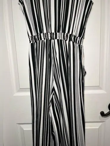 Ny Collection Jumpsuit Size Small Black White Stripes Wide Leg Cropped