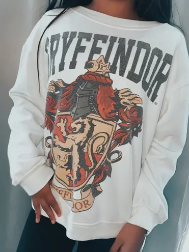 Forever 21 Harry Potter Gryffindor Hogwarts Sweatshirt White $12