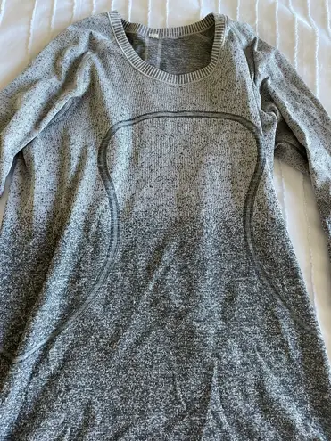 Lululemon  Swiftly Tech Long Sleeve