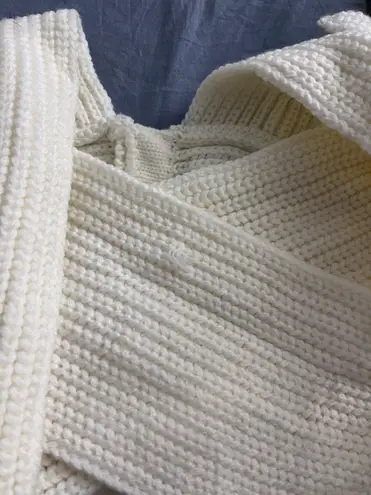 Amazon Knitted Crossover Top - Image 3