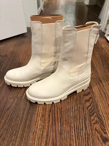 BN Sam Edelman Genia Lug Sole Chelsea Boots in Cream/Modern Ivory 8.5 White