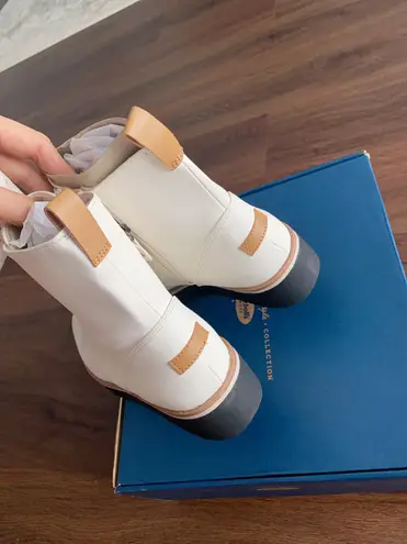 Dr. Scholls Brand New Boot