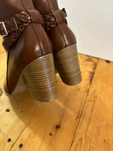 American Eagle Braided Buckle Side Zipper Carmel Brown Boots Heels 3 3/4”