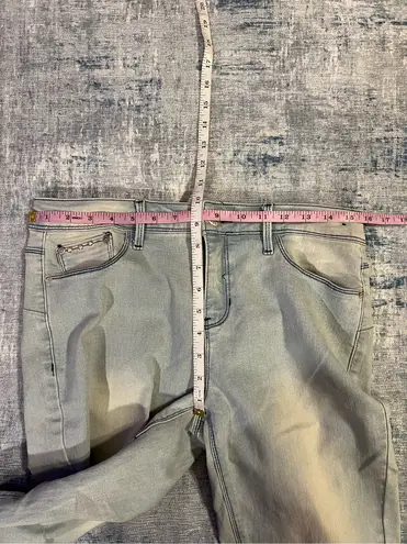 Thorn Universal Pale Wash High Rise Faux Pearl Hem Jeans Size 10