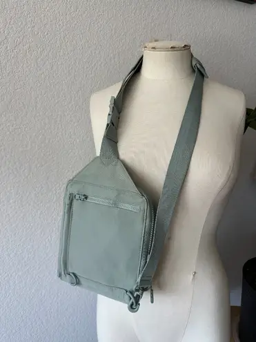 BEIS The Sport Sling in Slate