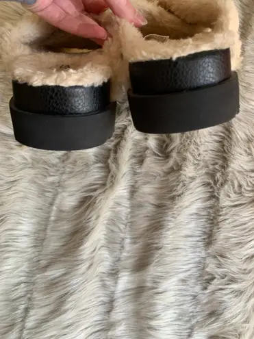 UGG Fuzz Sugar Slide Sandal in Natural / Black Size US 9 - Image 8