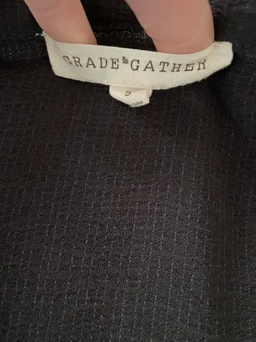 Grade & Gather Boutique Grey Crop Top