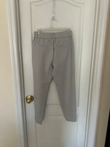 Amisu New Woman’s Gray Joggers, Sz EU 36, US 6