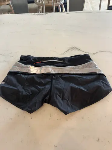 Lululemon Speed Up Low-Rise Shorts 2.5”