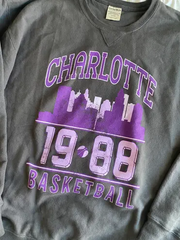 girl tribe Charlotte Hornets Crewneck