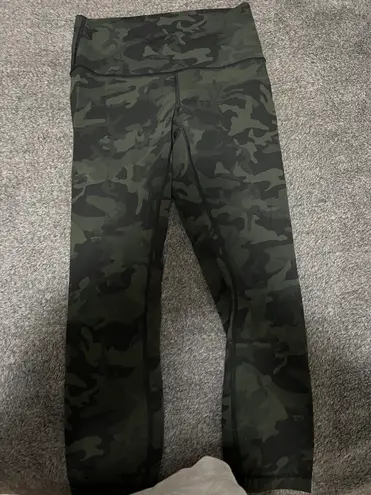 Lululemon Wunder Under 25”