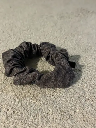 Lululemon Grey  Scrunchie thumbnail 2