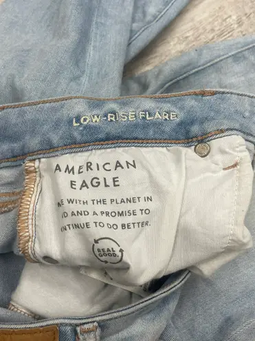 American Eagle Outfitters Distresses Jeans