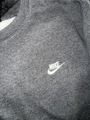 Nike Gray Crewneck Sweatshirt