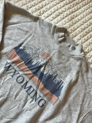 American Eagle sweatshirt