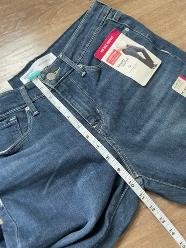 Levi Strauss & CO. Signature by Levi Strauss NEW Mid-rise Bootcut jean Simply Stretch Women’s sz 6M