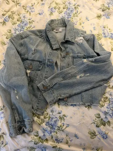 Forever 21 boutique Crop Denim Jacket