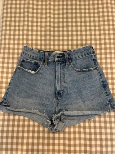 Abercrombie & Fitch Abercrombie High-Rise Mom Denim Shorts