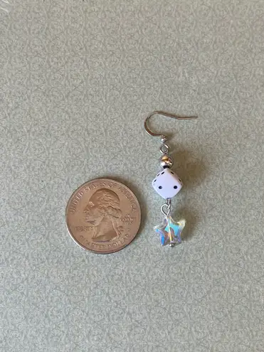 Handmade dice & star grunge funky y2k style dangle earrings 🎲⭐️