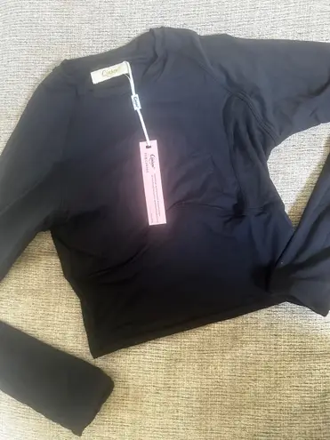 QINSEN Women's Long Sleeve V Neck Double Lined Crop Top Seamed Cup Black Size M