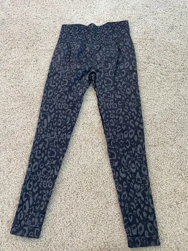 Black Cheetah Print Leggings Size M