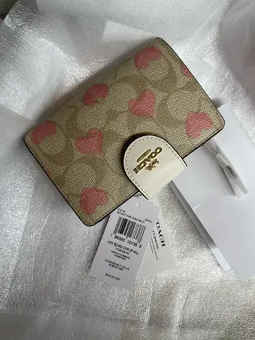 Coach Medium Corner Zip Wallet In Signature Canvas With Heart Print CQ146