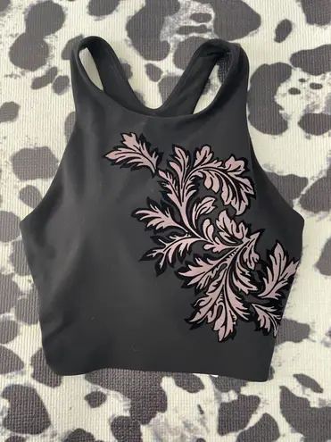 NEW ATHLETA CONSCIOUS CROP BRA IN DAMASK LEAVES SIZE S (CUPS A-C)!