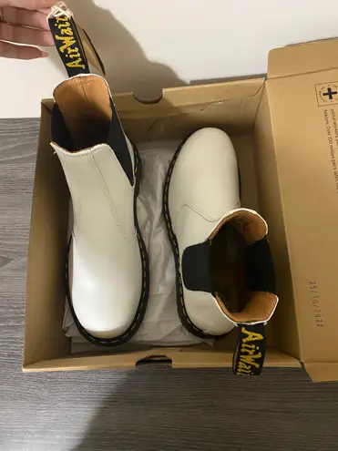 Dr. Martens Chelsea Boots