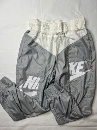 Nike Windrunner Windbreaker Track Jogger Sweatpants